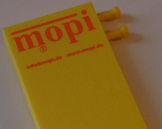 MOPI als Werbeträger: Per Siebdruck Logo aufdrucken